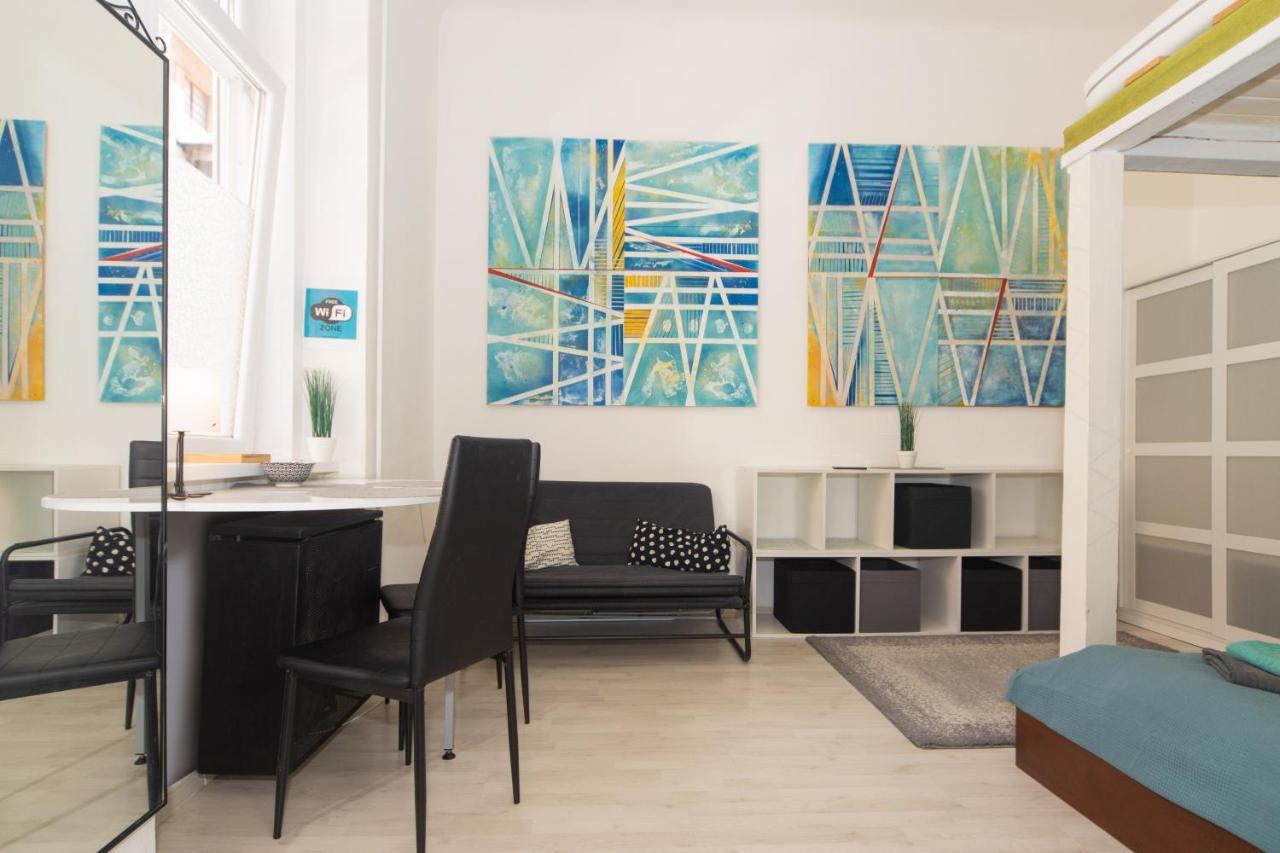 Cosy Studio Apartment With Airconditioner 布达佩斯 外观 照片